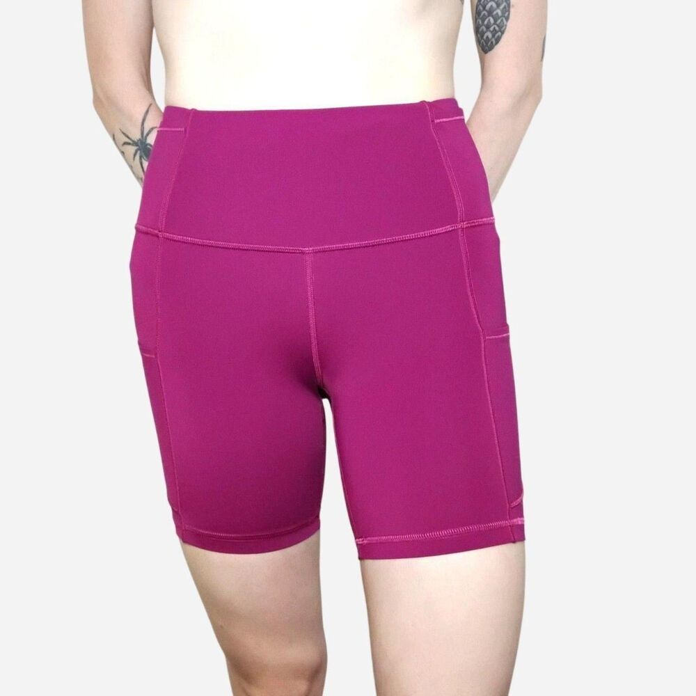 Lululemon Fast and Free Short 6" *Non-Reflective Size 4 Deep Fuschia